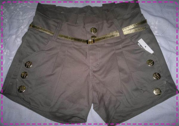 Shorts com cinto cintura alta
